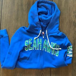 Women’s Seahawks hoodie